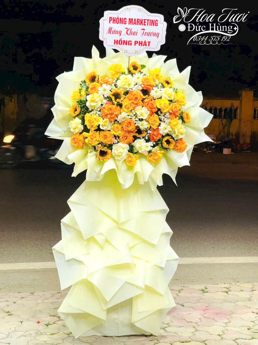 Kệ Hoa Màu Vàng Đẹp HCM048